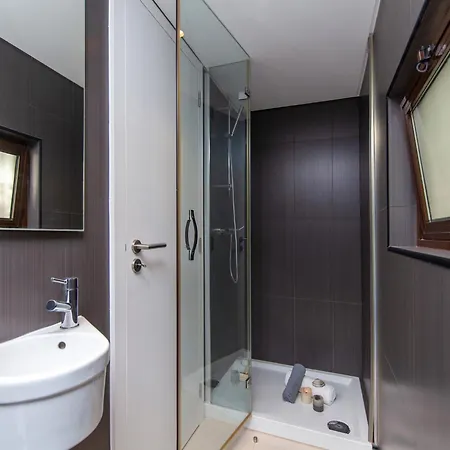 Holiday Home Olhos D'Agua Near Beach Willa